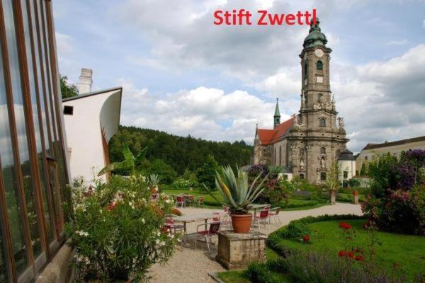 Stadt Pub Zwettl Екстер'єр фото
